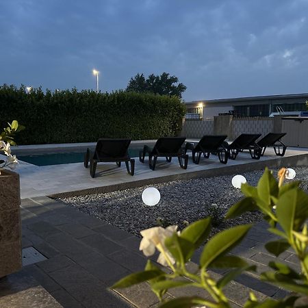 Villa 2 Cassano dʼAdda Exterior foto