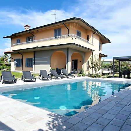 Villa 2 Cassano dʼAdda Exterior foto