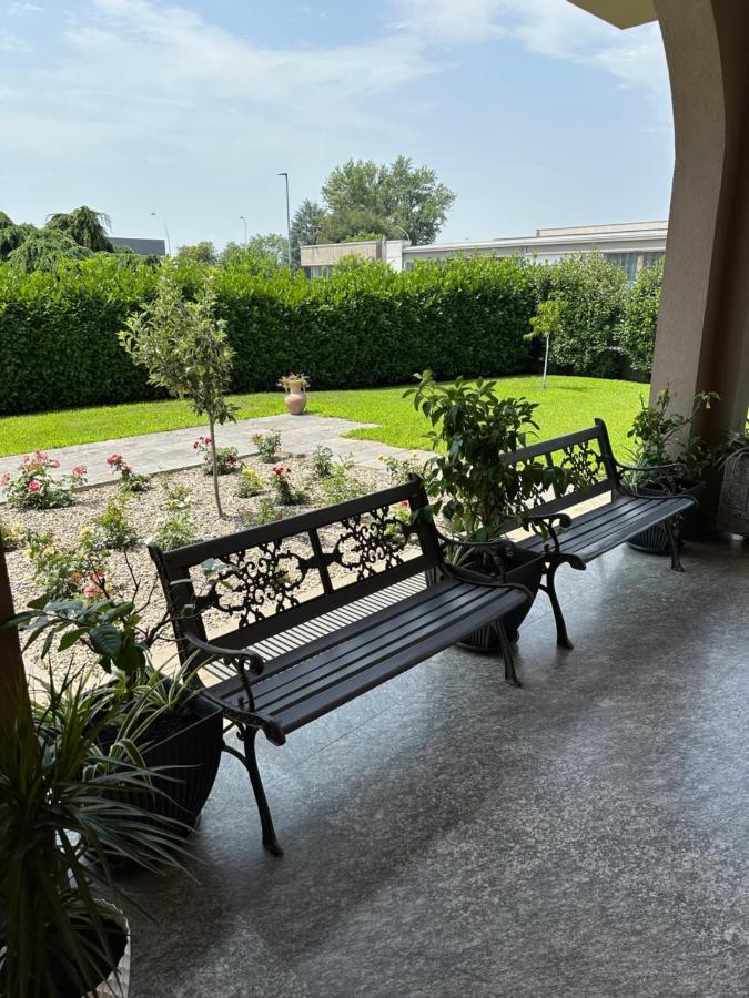 Villa 2 Cassano dʼAdda Exterior foto